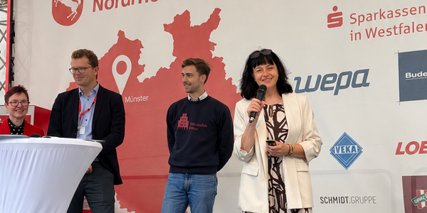 NBE NRW Sprecherinnen auf dem NRW-Tag